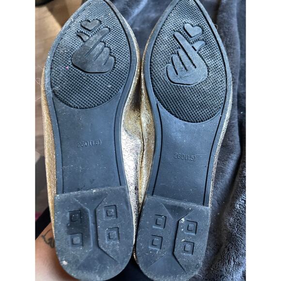 Crinkle Metallic Flats - GUC - 9 - Picture 6 of 10